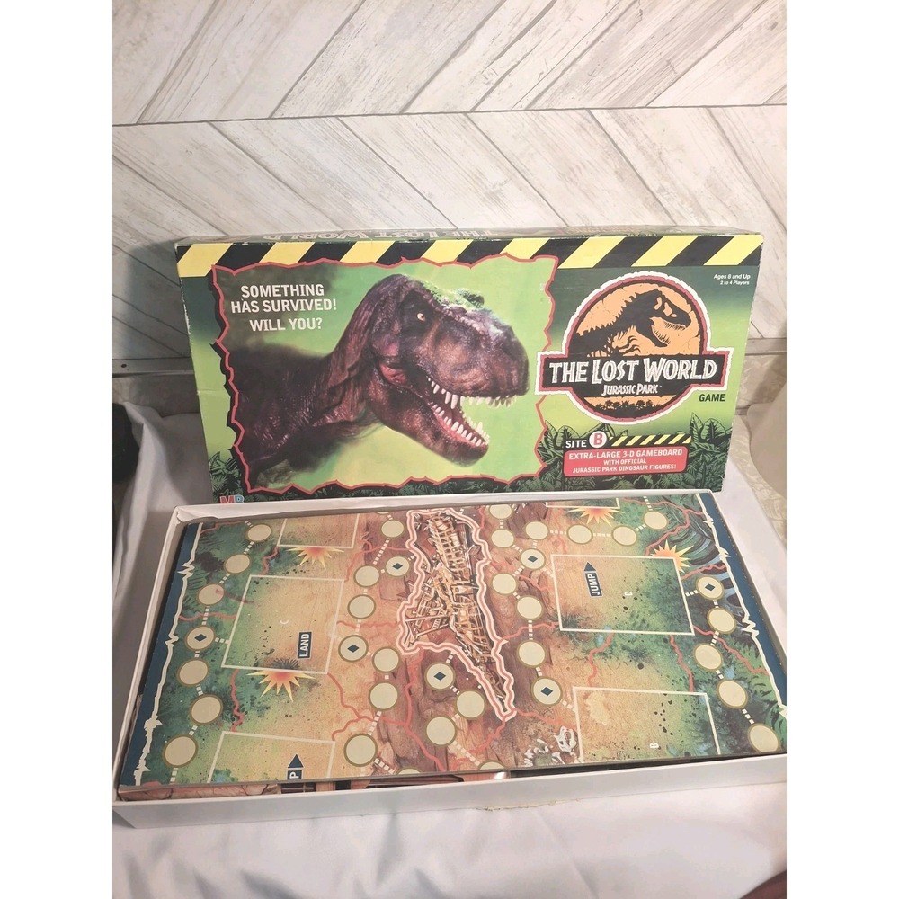 Vintage 1996 Jurassic Park The Lost World 3-D Site B Board Game NEAR COMPLETE